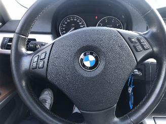 BMW 3-serie 3-serie Touring 318i Luxury Line picture 18