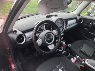 Mini Cooper 1.6 Cooper Pepper picture 16