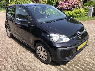 Volkswagen Up! Up! 1.0 picture 3
