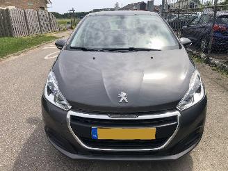 uszkodzony samochody osobowe Peugeot 208 208 1.2 PureTech 2018/4