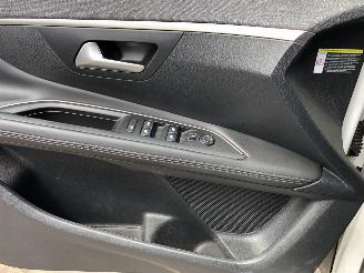 Peugeot 3008 3008 1.2 picture 18