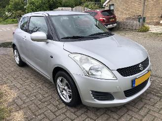 Suzuki Swift Swift 1.2 Comfort EASSS 2013/1