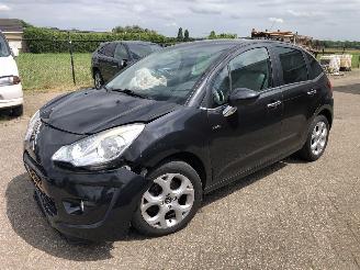 Voiture accidenté Citroën C3 C3 1.6 VTi Exclusive 2010/6