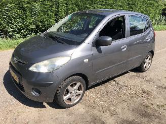uszkodzony samochody osobowe Hyundai I-10 i10 1.25i Dynamic Cool 2010/3