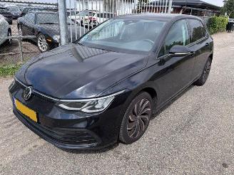 skadebil auto Volkswagen Golf life   1.0 2023/2