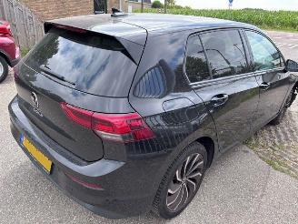 Volkswagen Golf life   1.0 picture 5