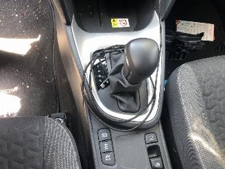 Toyota Yaris Cross yaris cross 1.5 hybrde explore picture 12