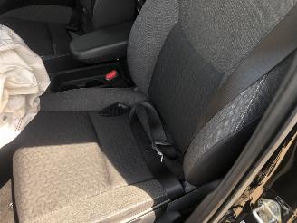 Toyota Yaris Cross yaris cross 1.5 hybrde explore picture 13