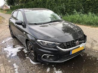 Schadeauto Fiat Tipo tipo Stationwagon 1.6 16v Business Luss 2018/2
