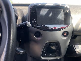 Toyota Aygo Aygo 1.0 VVT-i x-joy picture 13