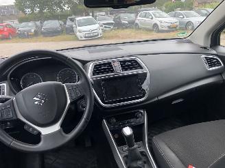 Suzuki S-Cross 1.0 boosterjet exclusive picture 21
