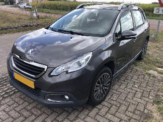 Unfallwagen Peugeot 2008 2008 1.2 PureTech Active 2015/11