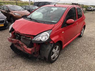 Toyota Aygo Aygo 1.0-12V + picture 2