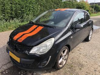  Opel Corsa 1.2 16 v berlin 2013/8