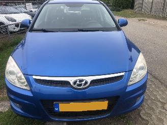 krockskadad bil auto Hyundai I-30 i30 2.0i i-Catcher 2007/6