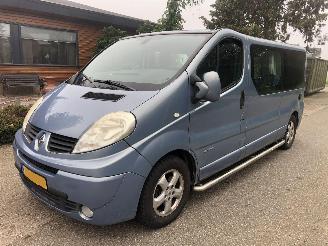 Vaurioauto  campers Renault  TRAFIC T29 L2/H1 2.5 DCI 107KW E4 FAP DC 2008/4