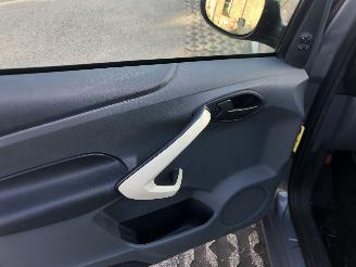 Ford Ka Ka 1.2 Cool & Sound start/stop picture 14
