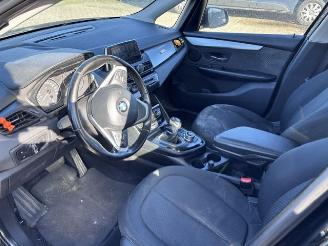BMW 2-serie 218i active tourer picture 5
