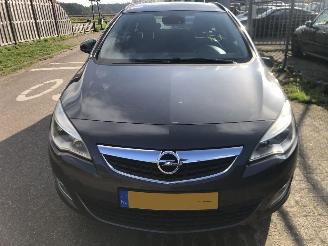 Schadeauto Opel Astra Astra Sports Tourer 1.4 Edition 2011/2