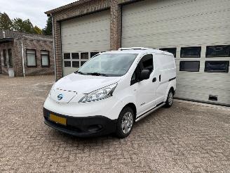 danneggiata veicoli commerciali Nissan E-NV200 Business Solar Panel 2x Schuifdeur Navi Clima 23713 Km NAP ! 2015/9