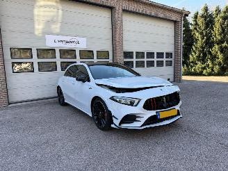 Schadeauto Mercedes A-klasse 180 AMG Automaat Pano A35-Look Cruise Navi Clima 2019/10