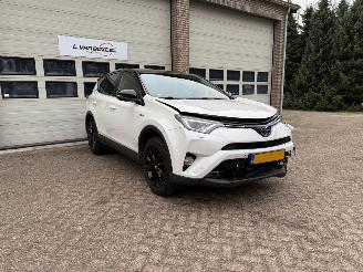 skadebil auto Toyota Rav-4 2.5 Hybrid AWD Executive Automaat Leder 2017/5