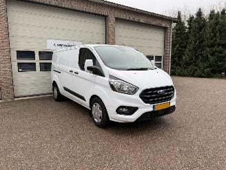 damaged commercial vehicles Ford Transit Custom 340 2.0 TDCI L2H1 Automaat Navi Cruise 77607 Km NAP ! 2023/5