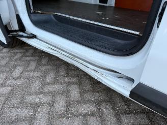 Peugeot Expert 1.5 BlueHDI 100 Airco Cruise 52157 Km NAP ! picture 20