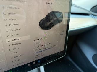 Tesla Model Y RWD 58 kWh Pano Leder 68725 Km NAP ! picture 9