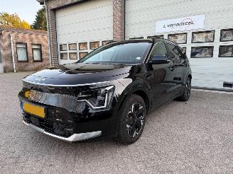 krockskadad bil auto Kia Niro EV ExecutiveLine 64.8 kWh Navi Clima Leder 64037 Km NAP ! 2023/2