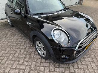 Mini Cooper 1.5 Business Navi Cruise 112206 Km NAP ! picture 17