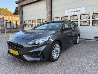 Schadeauto Ford Focus 1.5 ST-Line Automaat Navi 84065 Km ! 2019/3
