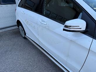 Mercedes B-klasse 220 d Ambition Automaat NAP ! picture 15