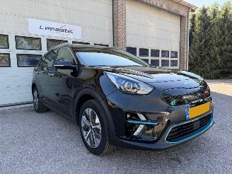 Schadeauto Kia e-Niro Dynamicline 64 kWh Navi Clima 58437 Km NAP ! 2021/11