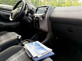 Peugeot 108 1.0 e-VTi Active Automaat Navi AC NAP picture 5