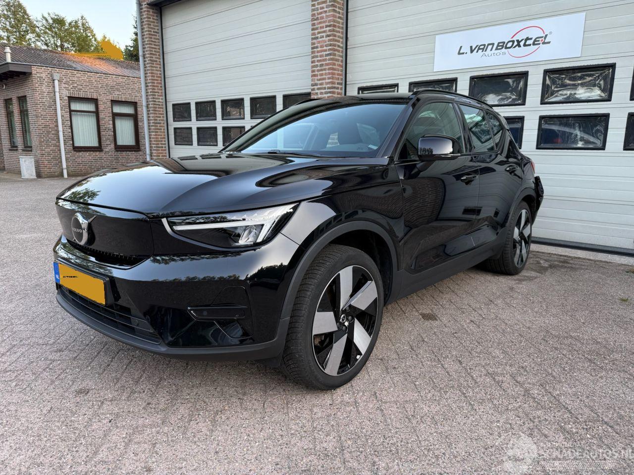 Volvo XC40 Extended Range Plus 82 kWh Navi Clima 66206 Km NAP !