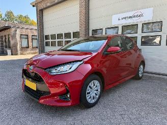 Schadeauto Toyota Yaris 1.5 Hybrid 115 Active Navi Cruise Clima 37390 Km ! 2023/4