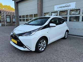 Unfallwagen Toyota Aygo 1.0 VVT-i X Navi Clima 81688 Km NAP ! 2018/6