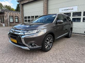 krockskadad bil auto Mitsubishi Outlander 2.0 Business Edition Automaat Navi Clima 2016/6