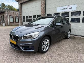 Auto incidentate BMW 2-serie 218i Sport Automaat Clima Navi Cruise 98461 Km NAP ! 2015/11