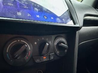 Suzuki Swift 1.2 Summer EASSS Navi Airco 138564 Km NAP ! picture 8
