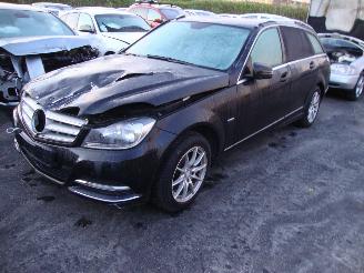 Coche siniestrado Mercedes C-klasse  2013/1