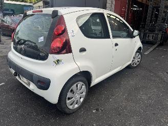 Peugeot 107  picture 5