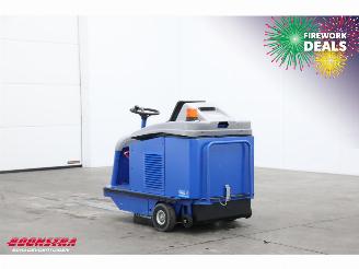   95 BJ 2022 33Hrs! Kehrmaschine / Veegmachine picture 4