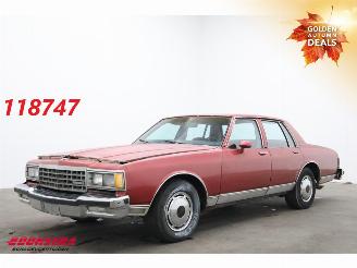 škoda osobní automobily Chevrolet Caprice 5.7 V8 350ci Aut. Airco Elek Ramen BJ 1983. 1983/1