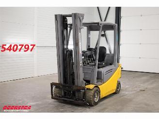 danneggiata macchinari Jungheinrich  EFG320 Heftruck BY 2017 2017/5
