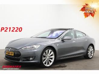 skadebil auto Tesla Model S P85+ Pano Leder Camera SHZ 2013/11