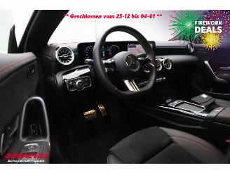 Mercedes Cla-klasse 180 Shooting Brake Star Ed. 7G-T AMG LED ACC Camera SHZ 6.727 km! picture 19