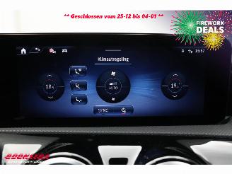 Mercedes Cla-klasse 180 Shooting Brake Star Ed. 7G-T AMG LED ACC Camera SHZ 6.727 km! picture 29