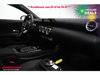 Mercedes Cla-klasse 180 Shooting Brake Star Ed. 7G-T AMG LED ACC Camera SHZ 6.727 km! picture 14